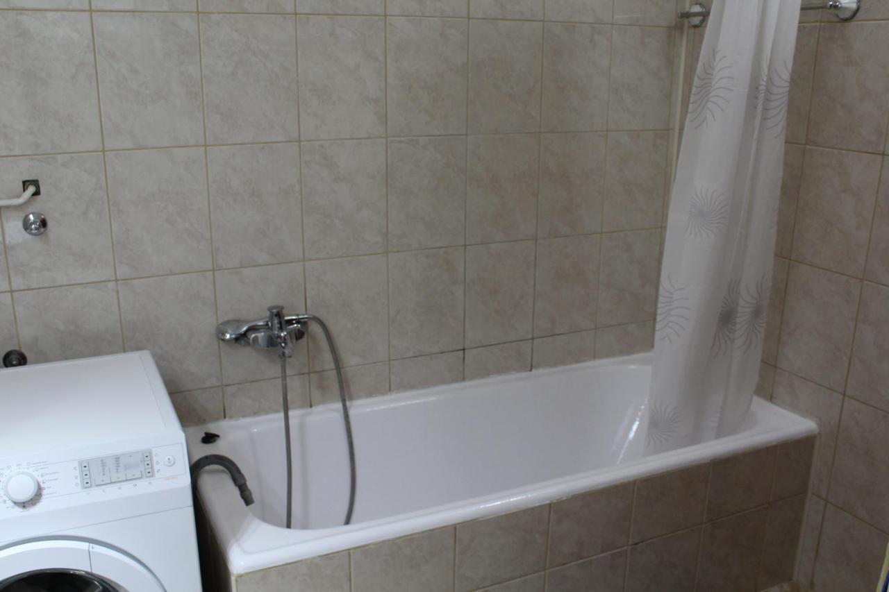 M Apartment 브르사츠 외부 사진